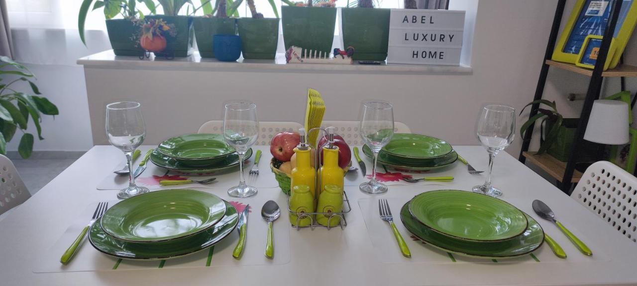 Abel Luxury Home คอนสตันซา ภายนอก รูปภาพ